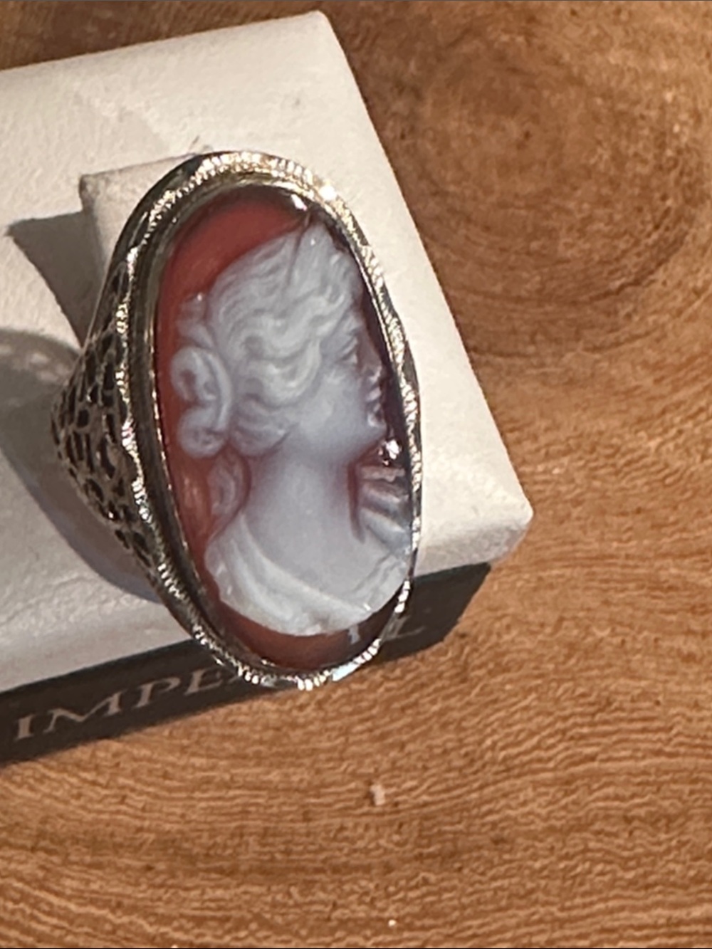 14 karat gold size 4 cameo ring